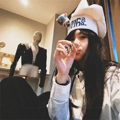 总裁夫人别太低调